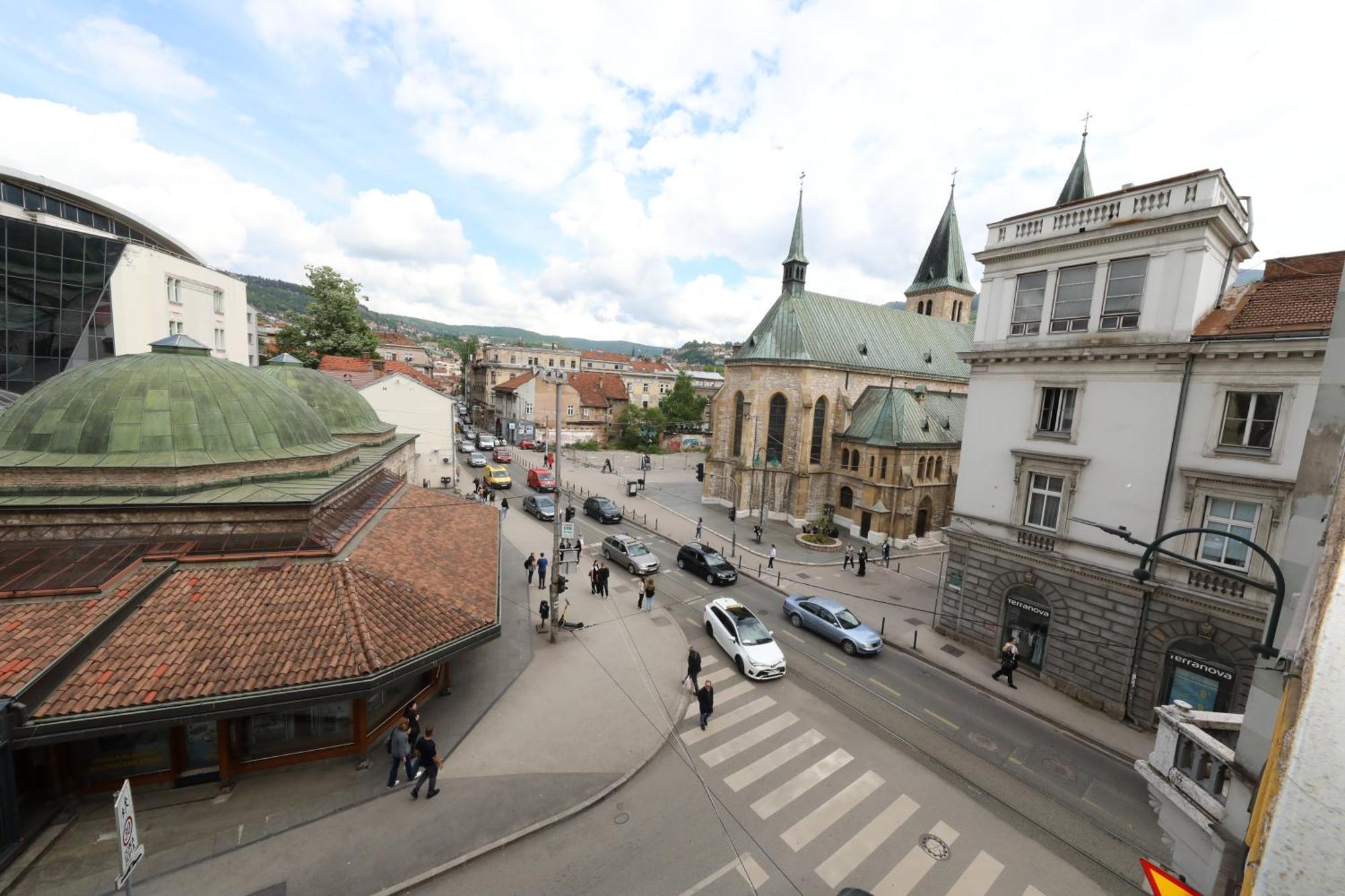 Historijski Luksuz U Starom Gradu, Garage Parking SJJ Exteriér fotografie